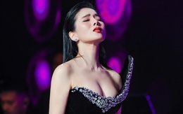 Hơn nghìn khán giả nghe Lệ Quyên và 2 ca sĩ có tiếng hát tại Hà Nội