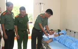 Bắt người đàn ông dùng kiếm tấn công em dâu