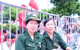 Gặp lại chị em, đồng đội năm xưa khi đi xem tổng hợp luyện A80