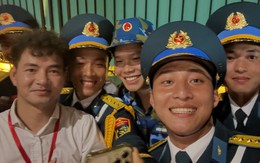 Người hot hơn cả dàn sao trong buổi tổng hợp luyện lần 2