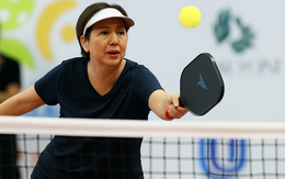 Thấy mẹ chồng khó tính soi xét, tôi nhanh trí "dí" cho bà lớp pickleball, ai ngờ 3 tuần sau cái kết ngoài sức tưởng tượng