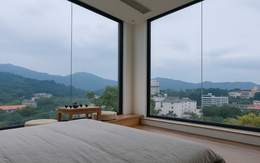 Lỗi đại kỵ phong thủy nhiều gia đình Việt mắc phải khi lắp cửa kính sát đất