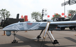 "Bảo bối" UAV đa năng ra mắt tại công trình kỷ lục Việt Nam: Vận tốc tối đa 200km/h, có thể mang cả tên lửa
