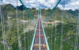 96 xe tải nặng 3.360 tấn đồng loạt di chuyển, cây cầu cao nhất hành tinh của Trung Quốc vượt kiểm tra ‘ngon ơ’, sắp khánh thành chỉ sau 3 năm khiến thế giới ngỡ ngàng