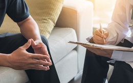 Sau một lần “vui tới bến”, chàng trai trẻ bàng hoàng khi bác sĩ đọc hàng loạt kết quả dương tính