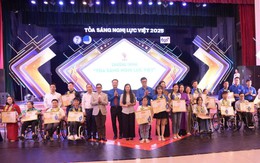 Xúc động 25 câu chuyện bền bỉ tạo thành công tại “Tỏa sáng Nghị lực Việt” 2025