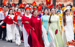 Trọn vẹn khoảnh khắc dàn sao tổng duyệt diễu hành: Chưa bao giờ nghệ sĩ Việt đẹp đến thế!