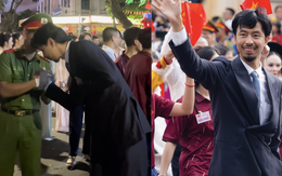 Đen Vâu ghi điểm vì 1 hành động cực tinh tế với chiến sĩ công an làm nhiệm vụ tổng duyệt A80