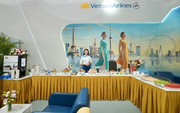 Vietnam Airlines mang trải nghiệm Phòng chờ Bông Sen sang trọng, đẳng cấp quốc tế tới Triển lãm A80