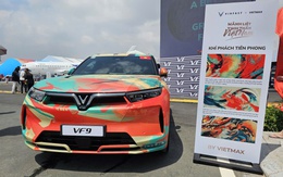 Cận cảnh dàn xe điện VinFast màu "độc lạ" lần đầu xuất hiện tại triển lãm lớn nhất lịch sử