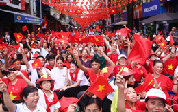 Hà Nội, Đà Nẵng, Hà Tĩnh đã bắt đầu tặng 100.000 đồng Tết Độc lập: Người dân rất phấn khởi!