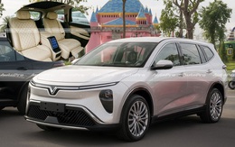 Độ VinFast Limo Green bằng loạt trang bị sang, xịn, mịn: Xe 'siêu base' hóa thành 'xe chủ tịch' chỉ trong phút mốt