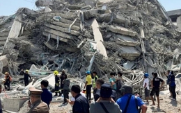 Vụ sập tòa nhà ở Bangkok: Ông trùm xây dựng Thái Lan và 21 nghi phạm bị truy tố