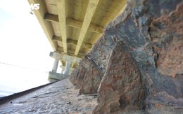 Đập ngăn mặn lớn nhất Đông Nam Á xuống cấp vẫn phải oằn mình điều tiết nước