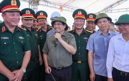 "Dự án khẩn cấp" vượt tiến độ 3 tháng, Thủ tướng đề nghị khen thưởng nhà thầu ngay tại công trường