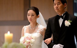 Ngày cưới tôi, mẹ chồng thì thầm bên tai một câu khiến tôi rùng mình suốt 5 năm sau