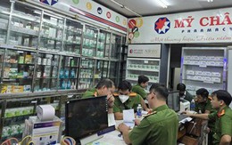 Ngày mai, ca sĩ Quốc Kháng và chủ nhà thuốc Mỹ Châu cùng hầu tòa