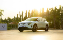 VinFast VF 8 - Chuẩn mực mới về SUV 5 chỗ tầm giá 1 tỷ đồng