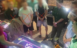 Công an phát hiện điều gì trong phòng 202 quán karaoke Night Star?