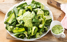 Tiến sĩ Mỹ đánh giá đây là loại rau "bổ gan bậc nhất": Người Việt đã ăn từ lâu