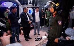 Hơn 300 cảnh sát vừa khám xét hàng loạt địa điểm, tạm giữ 148 người