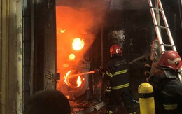 Cháy nhà ở Hà Nội, 2 vợ chồng trẻ và 2 con nhỏ tử vong