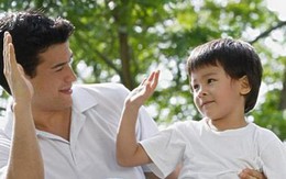 Không phải vàng bạc, ông bà dặn: Cha mẹ nói 5 câu này mới là trao con gia sản quý nhất đời, giúp chúng càng sống càng giàu