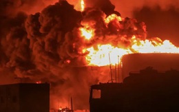 Nóng ở biển Đỏ: Israel không kích cảng Yemen để đáp trả Houthi