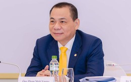 Từ ngày tỷ phú Phạm Nhật Vượng khuyên "chọn VIC thay vì vàng": Cổ phiếu VIC đã tăng gần 3 lần, còn vàng gần như đứng im