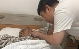 Bạn bè bảo: "Đưa ông ta đi, dù sao cũng chỉ là bố dượng thôi, có máu mủ gì đâu", tôi nghe mà lòng lạnh buốt