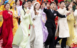 Ảnh nét căng và clip trọn vẹn Khối nghệ sĩ diễu hành 2/9: Quá đẹp, quá rạng rỡ, quá tự hào!