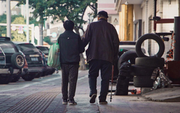 Chu cấp 11 triệu/tháng cho bố mẹ dưỡng già, tận mắt thấy cách họ tiêu tiền, tôi quyết định dừng ngay lập tức