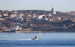 Bán đảo Crimea bị tấn công, nhiều người thương vong