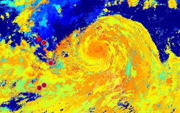 Siêu bão Ragasa mạnh cấp 17 đi vào Biển Đông, giật trên cấp 17