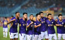 Hàng loạt tuyển thủ Việt Nam “tàng hình”, HLV Kim Sang-sik lo ngại trước giải đấu lớn