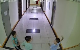 Cháu bé ở Hà Nội ném dép trúng van nước chung cư khiến 4 thang máy lênh láng, hư hỏng: Ai phải chịu trách nhiệm?