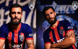 Vừa nhận hình phạt từ FIFA, bóng đá Malaysia lại dính thêm nghi án “sai quốc tịch” hàng loạt cầu thủ