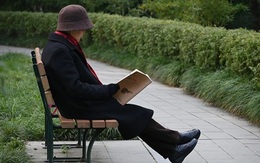 Chu cấp bố mẹ 18 triệu đồng/tháng, đến khi tôi hỏi vay mới phát hiện sự thật: Quyết định ngừng gửi tiền