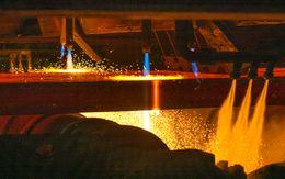 Thương vụ lịch sử: GE Vernova mua loại thép "chưa từng có trên thế giới" để lắp đặt 674 tuabin gió