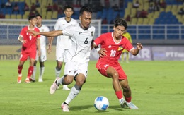 HLV Indonesia có hành động gây tranh cãi sau trận đấu “như mơ ngủ” trước Lào