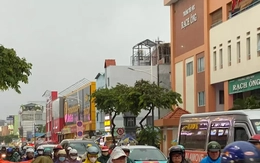 TPHCM sẽ tạm 'đóng cửa' trường học nếu mưa bão phức tạp