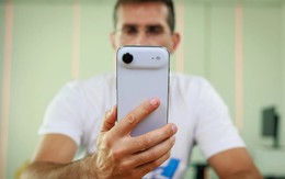 Đánh giá thật lòng về iPhone Air giá 30 triệu: Đẹp đấy, chất đấy, nhưng "bà để bà ngửi chứ bà đừng mua"