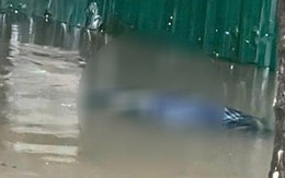 Phát hiện người đàn ông tử vong tại tuyến phố ngập nước ở Hà Nội