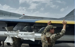 Máy bay "rải thuốc trừ sâu" mang tên lửa không đối không xuất hiện ở Ukraine