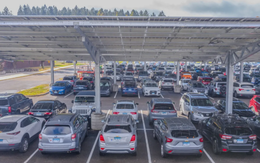 Bãi đỗ xe năng lượng mặt trời giúp 100 hộ gia đình không phải mua điện