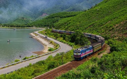 Chuyến tàu chạy hơn 100km, đi mất hơn 2 giờ đồng hồ: Du khách nhận xét "Rất đáng mong chờ!"