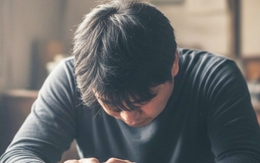 Xét nghiệm ADN cùng hai con, người cha ngã quỵ trước sự thật không ngờ