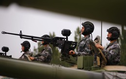 Trưng toàn "đồ xịn, giá rẻ" trong duyệt binh, Trung Quốc sắp tới sẽ bán vũ khí vượt mặt Nga?