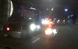 Hành động đẹp "đốn tim" dân mạng của Cảnh sát giao thông TP HCM