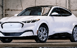 Doanh số ô tô điện trên toàn cầu tăng kỷ lục trong năm 2025, Trung Quốc dẫn đầu